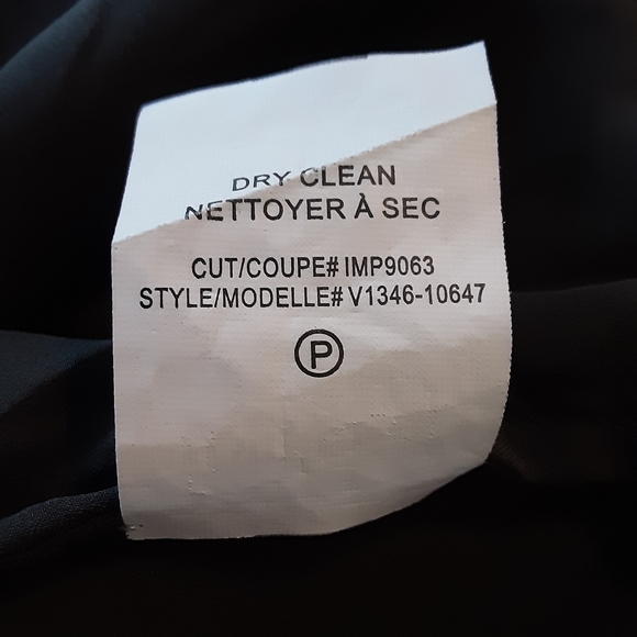 Vince. Grey Green silk tank size M. - Picture 4 of 5